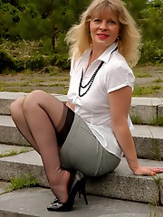 Outdoor in black barefoot stockings